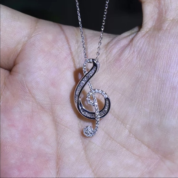 New Women’s Musical Note Design Diamond Necklace - Picture 4 of 6